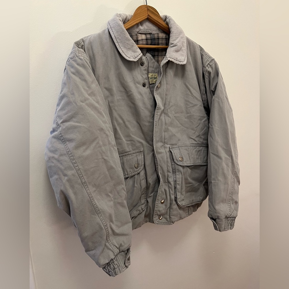 St. John’s Bay Vintage Men's Gray Coat Large Waterfowl Feathers